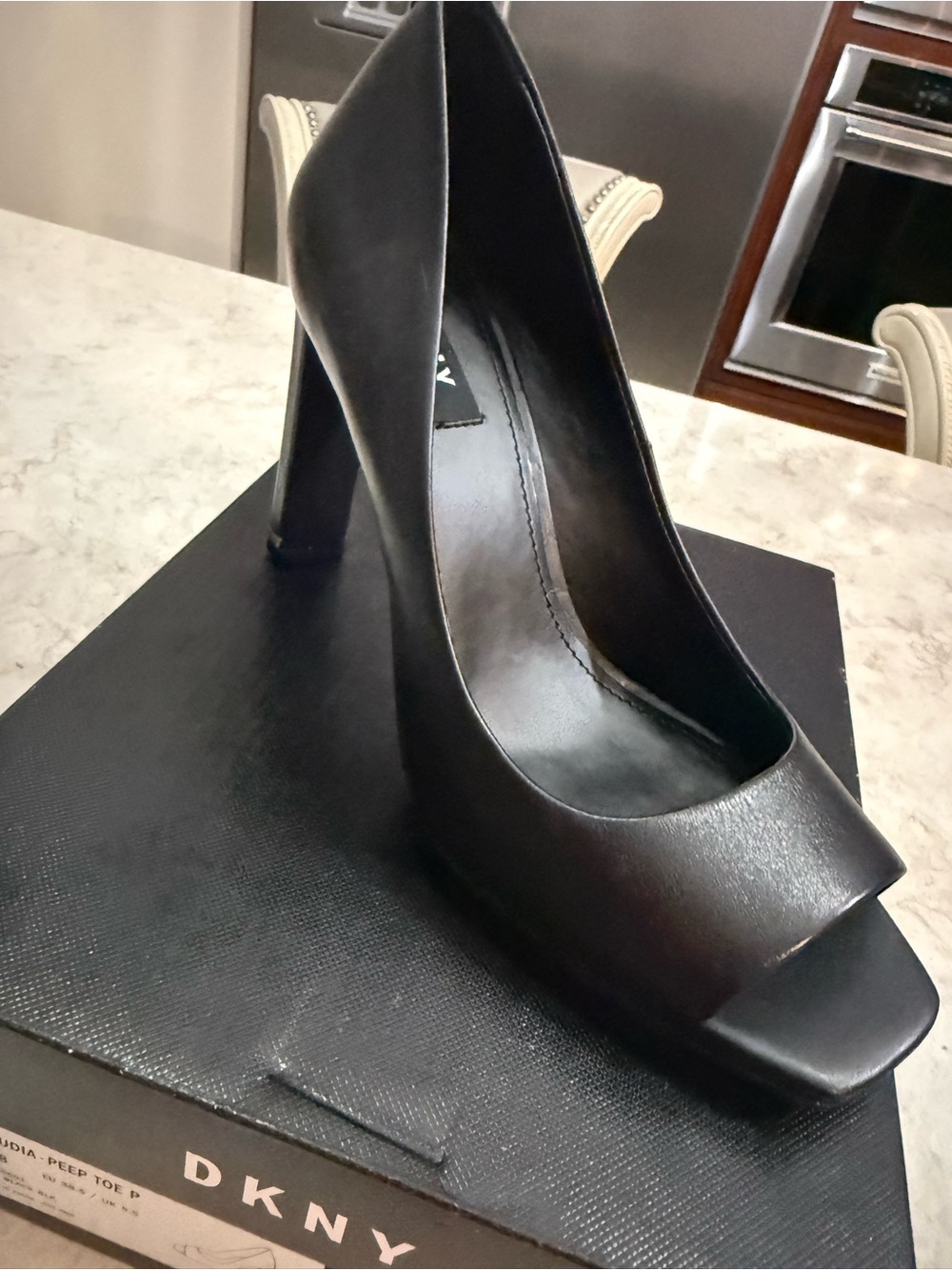 NWT DKNY Claudia Black Leather Peep-Toe High Heel Pumps